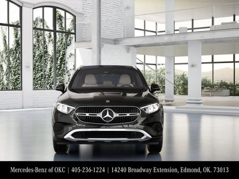 Used 2026 Mercedes-Benz GLC 300 4MATIC image 7