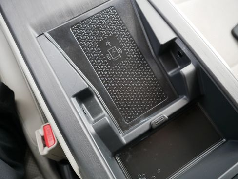 Certified 2023 Nissan Ariya AWD image 38