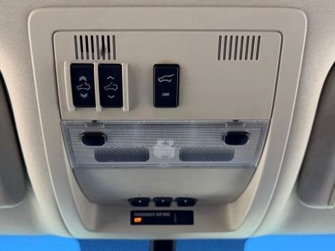 Used 2013 Chevrolet Tahoe LTZ image 46