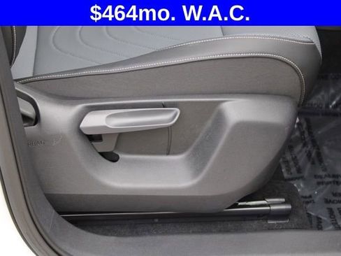 Used 2025 Volkswagen Tiguan SE AWD/4WD image 21