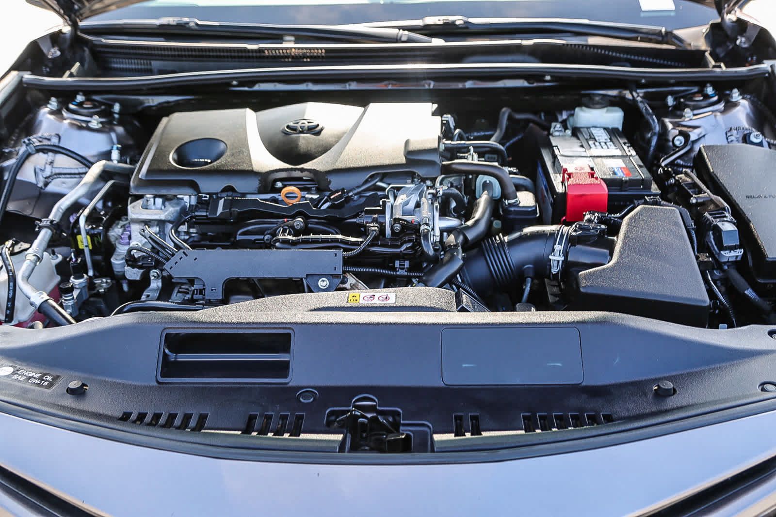 Used 2019 Toyota Camry SE w/ Blackout Package FWD image 26