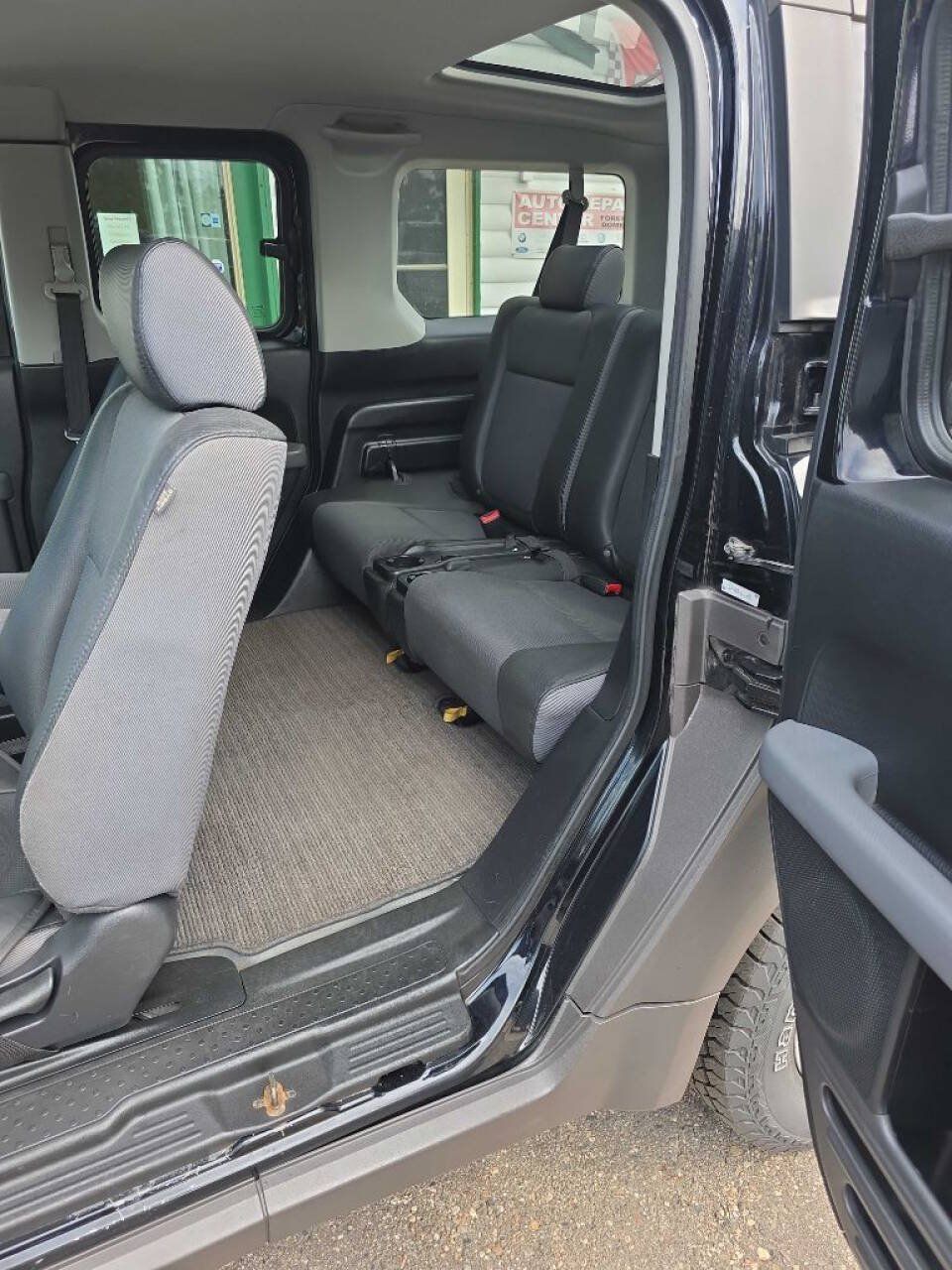 Used 2004 Honda Element EX image 10
