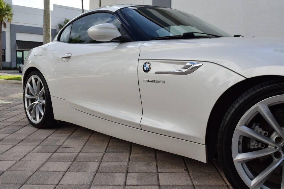 Used 2014 BMW Z4 sDrive35i RWD image 19