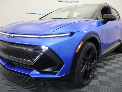 New 2026 Chevrolet Equinox EV RS image 11