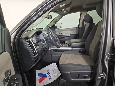 Used 2012 RAM 1500 Classic SLT w/ Technology Group image 12