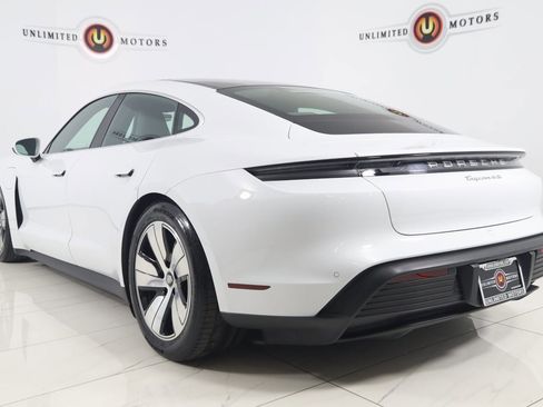 Used 2020 Porsche Taycan 4S image 4