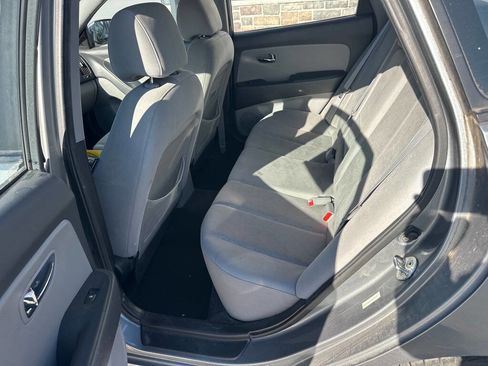 Used 2010 Hyundai Elantra SE image 9