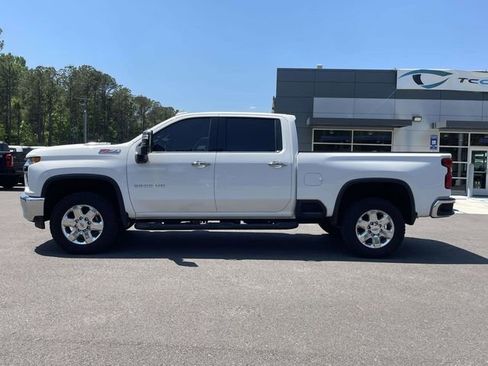 Used 2022 Chevrolet Silverado 2500 LTZ w/ LTZ Convenience Package AWD/4WD image 26