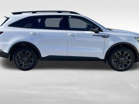 Used 2023 Kia Sorento SX Prestige image 10