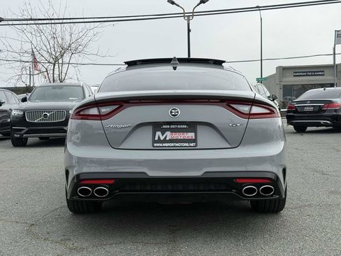 Used 2019 Kia Stinger GT1 image 9