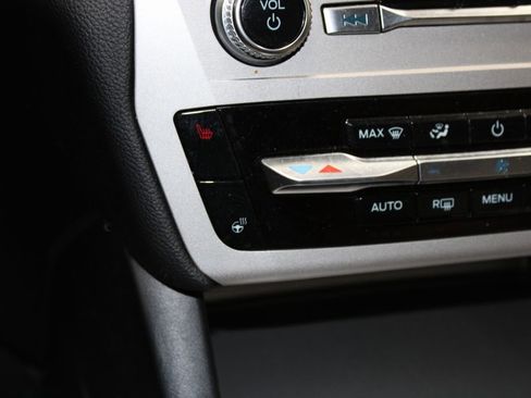 Used 2023 Ford Explorer XLT w/ Equipment Group 202A image 44