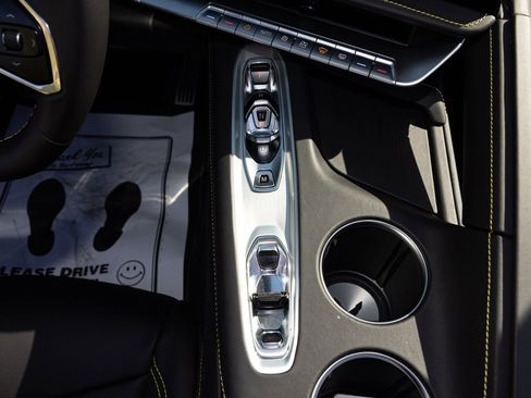 Used 2026 Chevrolet Corvette Stingray Premium Conv w/ Z51 Performance Package image 38