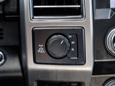 Used 2020 Ford F250 Platinum image 29