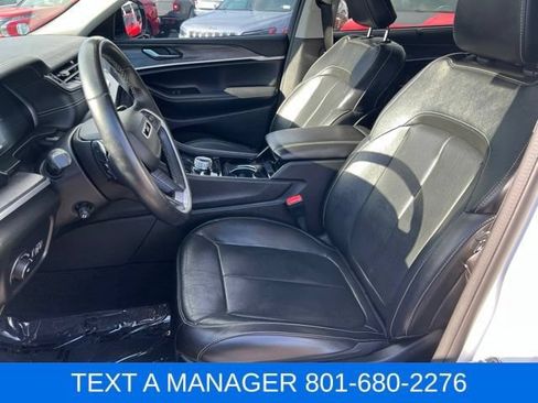 Used 2022 Jeep Grand Cherokee L Limited w/ Luxury Tech Group II AWD/4WD image 19