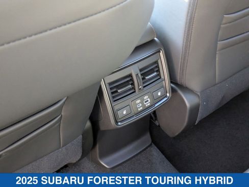 Used 2025 Subaru Forester Touring image 11