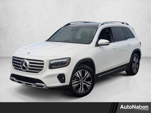 New 2026 Mercedes-Benz GLB 250 image 1