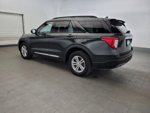 Used 2023 Ford Explorer XLT w/ Equipment Group 202A AWD/4WD image 3