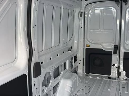 New 2026 Ford Transit 250 148 Medium Roof Extended AWD image 9
