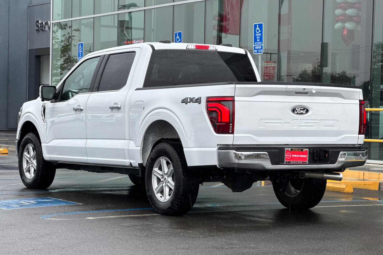 Used 2025 Ford F150 Lariat AWD/4WD image 6