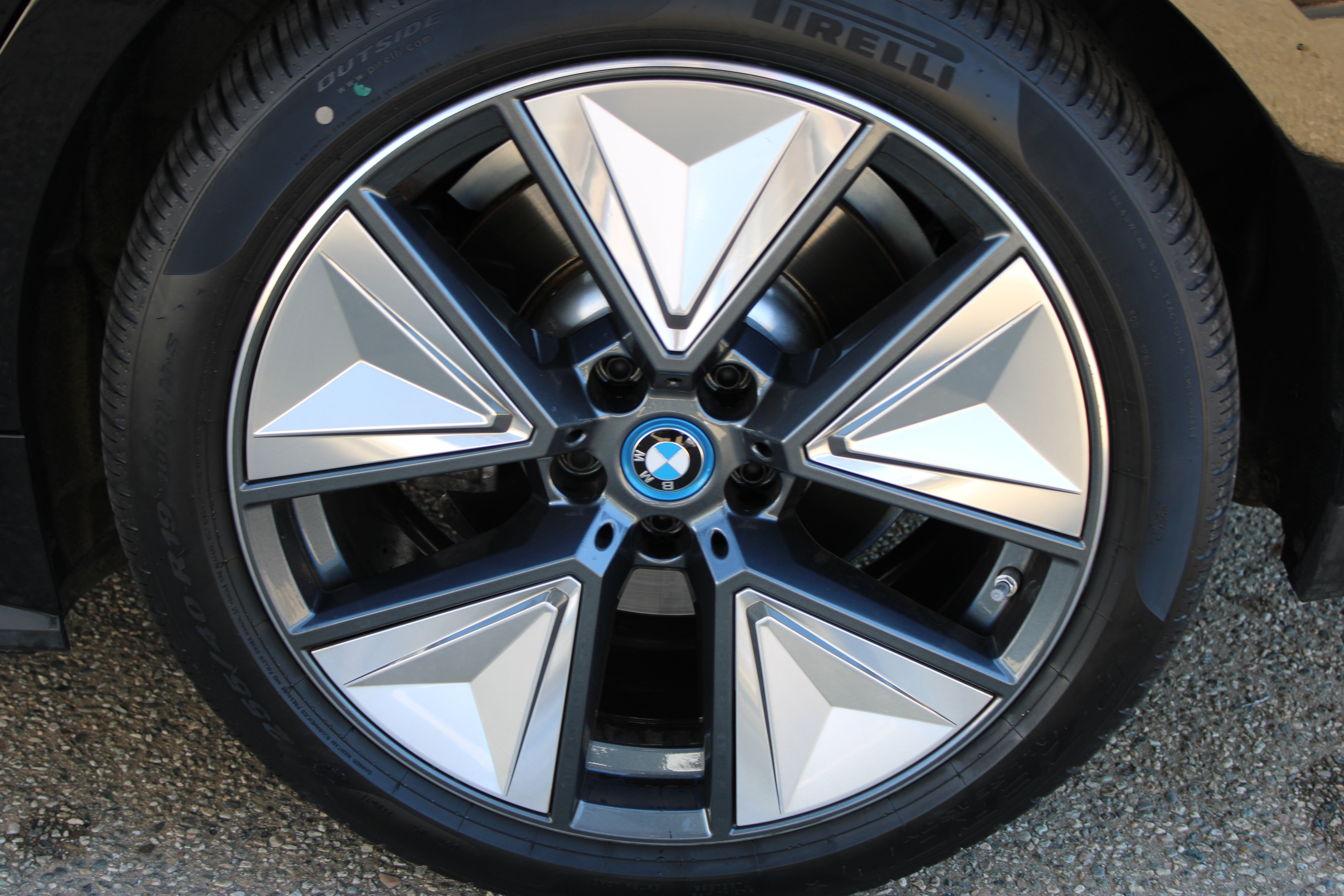 Used 2024 BMW i4 eDrive35 w/ Convenience Package RWD image 11