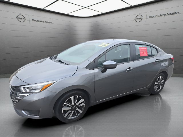 Certified 2025 Nissan Versa SV FWD image 9