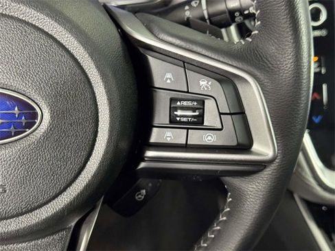 Used 2022 Subaru Outback Limited image 23