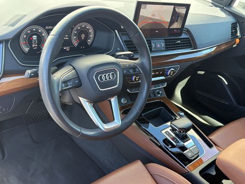 Used 2023 Audi Q5 2.0T Premium Plus w/ Premium Plus Package AWD/4WD image 4