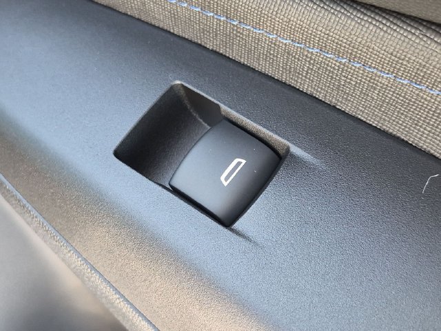 New 2026 Buick Envista Sport Touring w/ Convenience I Package FWD image 34