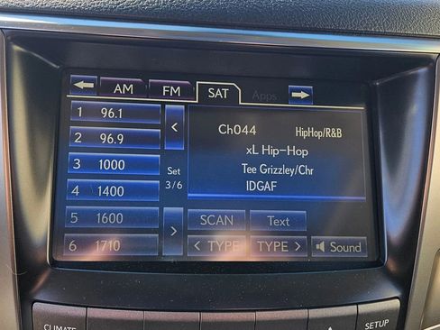 Used 2014 Lexus LX 570 4WD image 32