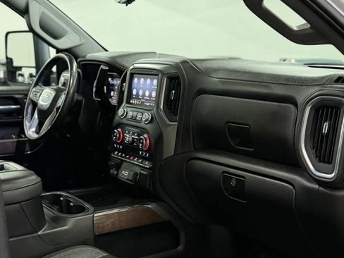 Used 2022 GMC Sierra 2500 Denali w/ Denali Ultimate Package AWD/4WD image 23