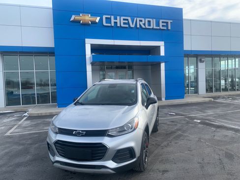 Used 2018 Chevrolet Trax LT w/ Redline Edition image 1