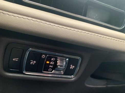 Used 2023 Lincoln Aviator AWD w/ Premium Package image 26