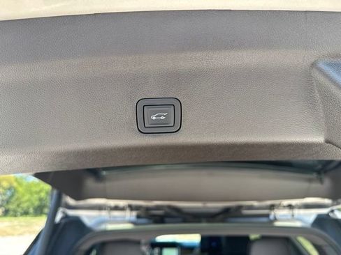 Used 2024 GMC Yukon Denali w/ Denali Reserve Package AWD/4WD image 27
