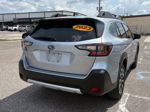 Used 2023 Subaru Outback Limited XT image 3
