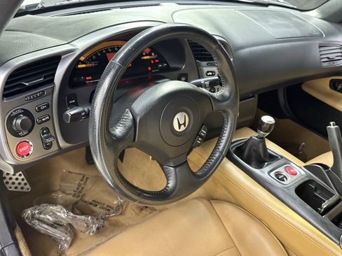 Used 2003 Honda S2000 image 13