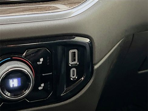 Used 2025 Chevrolet Silverado 1500 LT image 20