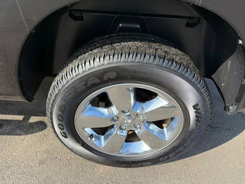 Used 2017 RAM 1500 Big Horn image 5