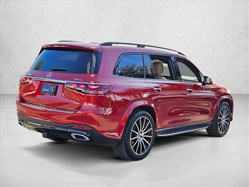 Used 2024 Mercedes-Benz GLS 450 4MATIC image 5