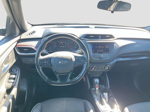 Used 2023 Chevrolet TrailBlazer RS image 22