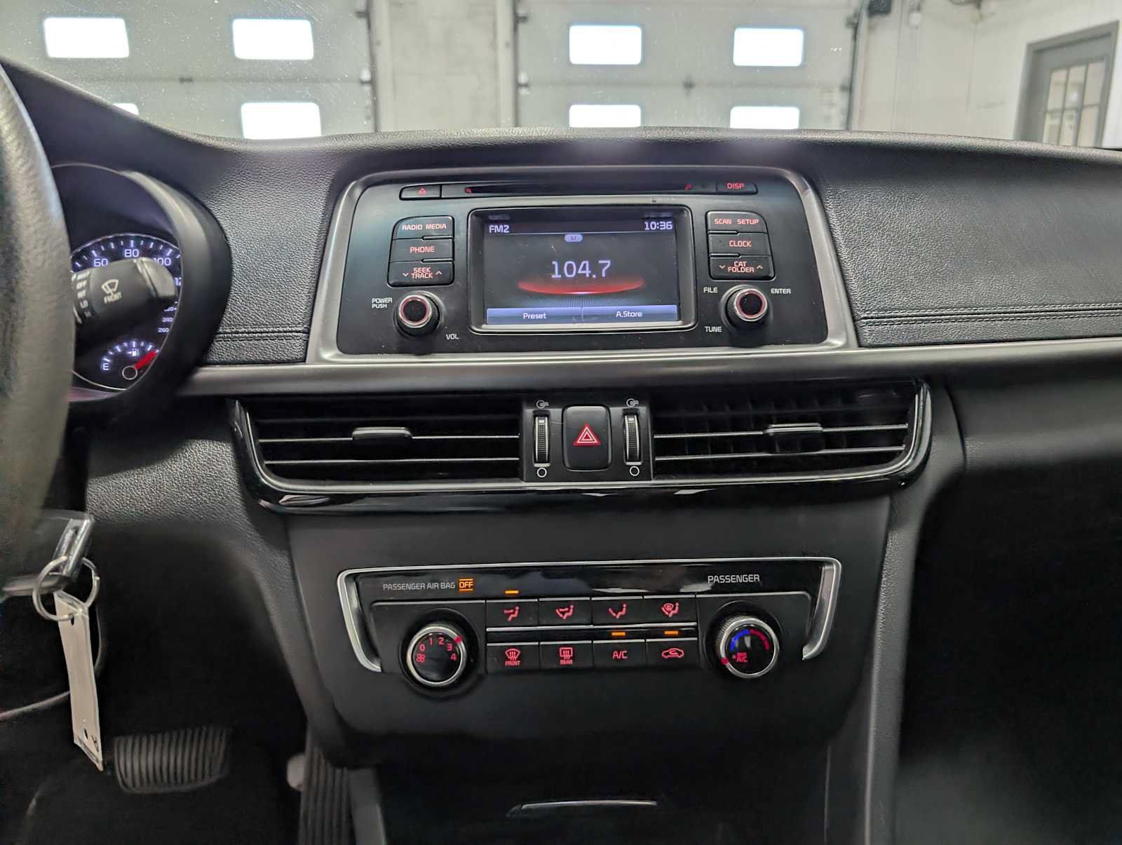 Used 2016 Kia Optima LX FWD image 30