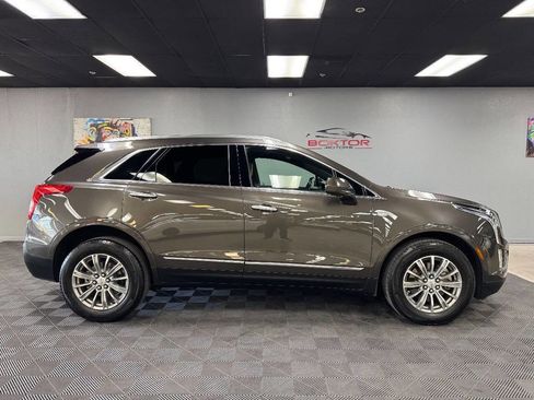 Used 2019 Cadillac XT5 Luxury FWD image 16