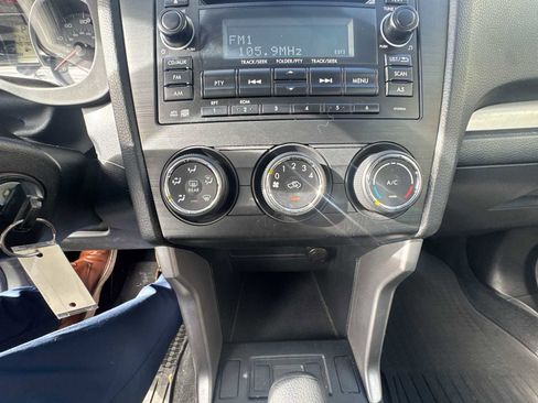 Used 2015 Subaru Forester 2.5i w/ Alloy Wheel Package image 18