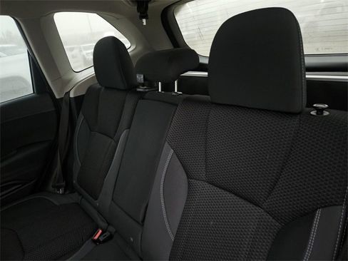 Used 2023 Subaru Forester Premium image 31