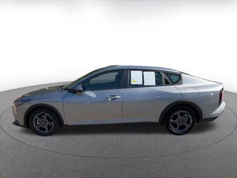 Used 2025 Kia K4 FWD image 9