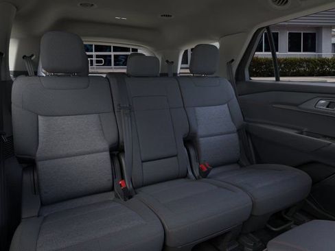 New 2026 Ford Explorer Active RWD image 11