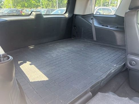 Used 2018 Chevrolet Tahoe LT AWD/4WD image 6