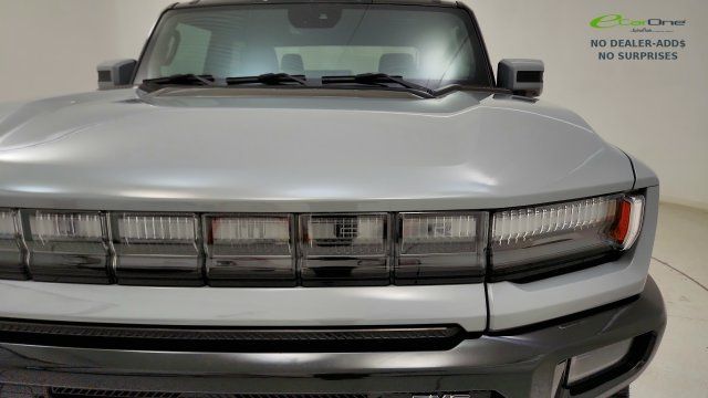 Used 2025 GMC Hummer EV 2X w/ Extreme Off-Road Package AWD/4WD image 23
