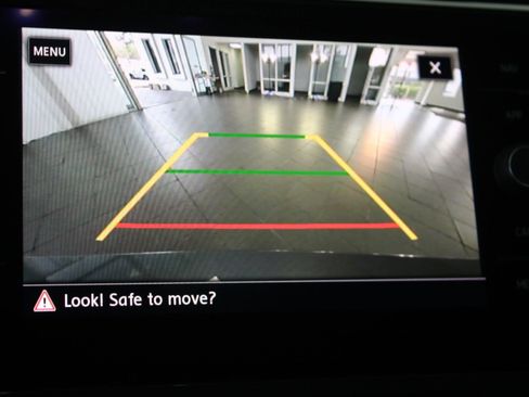 Used 2019 Volkswagen Tiguan SEL image 26