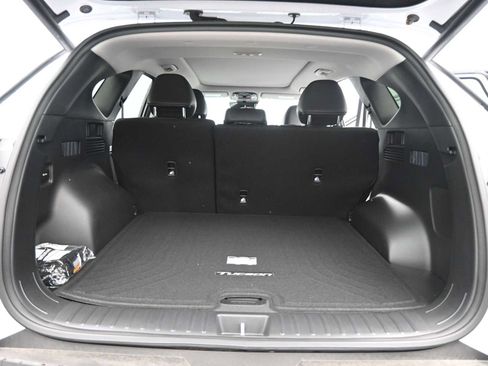 Used 2024 Hyundai Tucson Limited AWD/4WD image 13
