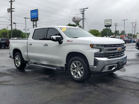 Used 2019 Chevrolet Silverado 1500 LTZ AWD/4WD image 3